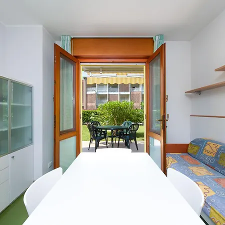 Apartman Miramar *